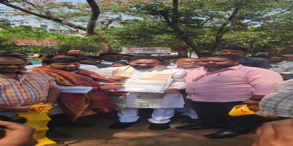 जी किशन रेडी को सौंपा गया ज्ञापन, बिहार और तेलंगाना के बीच रेल सेवा की मांग