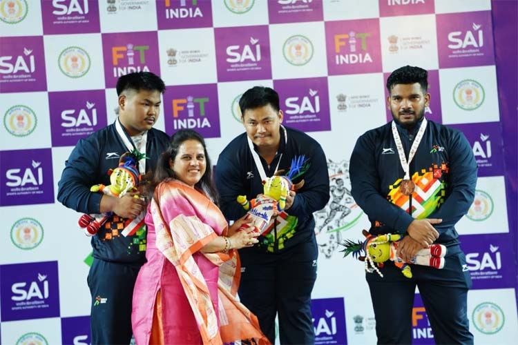 खेलो इंडिया ट्राइबल गेम्स 2026 के अंतर्गत वेटलिफ्टिंग प्रतियोगिता