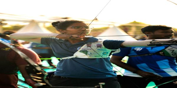 कोमालिका बारी