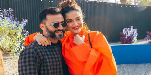 सोनम कपूर के घर आई खुशियों की बहार, दूसरे बेटे को दिया जन्म