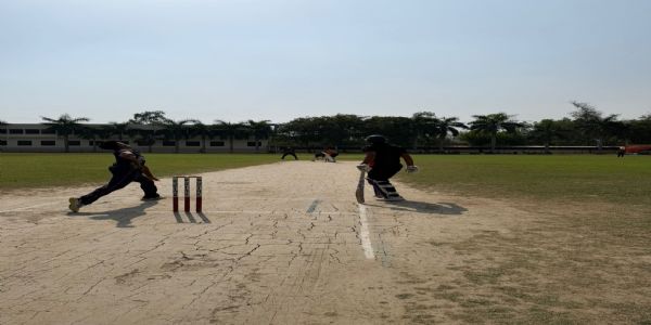 अवस्थी मेमोरियल टी-20 प्राइज मनी क्रिकेट टूर्नामेंट में दो सेमीफाइनल मुकाबले हुए अवस्थी मेमोरियल टी-20 प्राइज मनी क्रिकेट टूर्नामेंट में दो सेमीफाइनल मुकाबले हुए