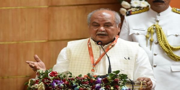 तीन राज्यों के युवा विधायक सम्मेलन को संबोधित करते हुए मप्र विधानसभा अध्यक्ष नरेन्द्र सिंह तोमर तीन राज्यों के युवा विधायक सम्मेलन को संबोधित करते हुए मप्र विधानसभा अध्यक्ष नरेन्द्र सिंह तोमर