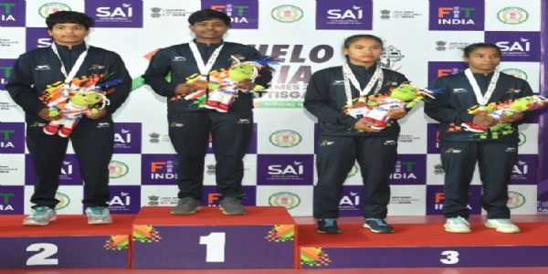 झारखंड की 19 वर्षीय पहलवान पूनम ऑरन झारखंड की 19 वर्षीय पहलवान पूनम ऑरन