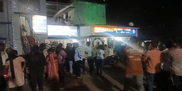 कोरबा में होली पर नशेड़ियों का तांडव: चाकू और सर्जिकल ब्लेड से हमला, चार युवक गंभीर रूप से घायल