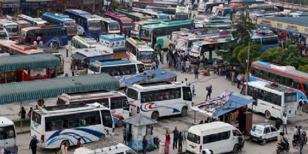 संसदीय मतदान में हिस्सा लेने के लिए ८ लाख से अधिक लोग काठमांडू से बाहर गए, राजधानी की सड़कें हुईं सूनी