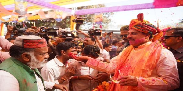 होली का उत्सव हर आंगन में बिखेरे सुख, शांति और समृद्धि के नए रंग : मुख्यमंत्री डॉ. यादव