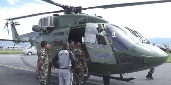 मतपेटिकाए संकलित करने के लिए हेलीकॉप्टर का प्रयोग