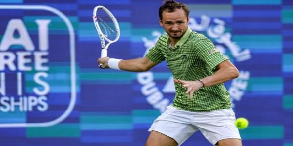 रूसी खिलाड़ी दानिल मेदवेदेव रूसी खिलाड़ी दानिल मेदवेदेव