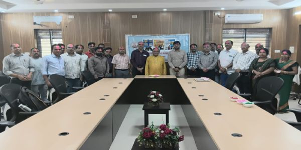 रायपुर : कुशाभाऊ ठाकरे पत्रकारिता विश्वविद्यालय में होली मिलन कार्यक्रम संपन्न