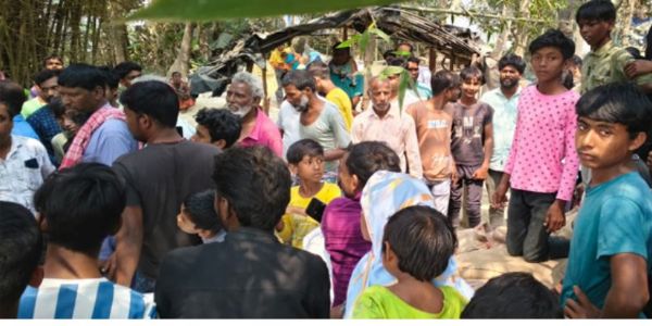 गाजोल में खराब राशन चावल को लेकर हंगामा, राष्ट्रीय राजमार्ग जाम