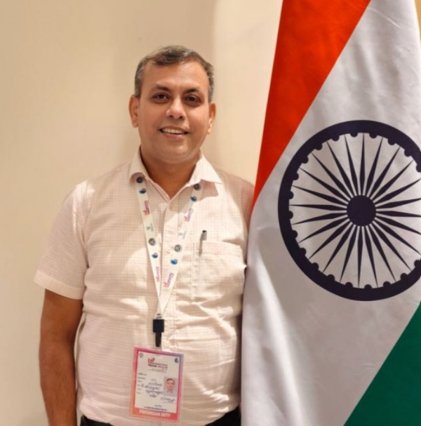 जिला उद्योग केंद्र के संयुक्त आयुक्त वीरेंद्र कुमार सिंह।