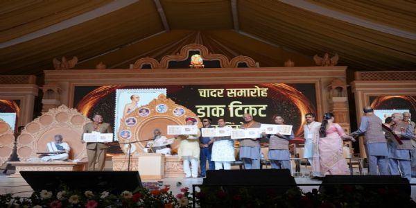 जैसलमेर में आयोजित चादर महोत्सव में सरसंघचालक डॉ मोहन भागवत व संतजन