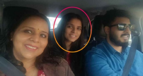 मां नीलिमा शर्मा भाई हार्दिक और मृतका हिमाशिखा का फाइल फोटो।