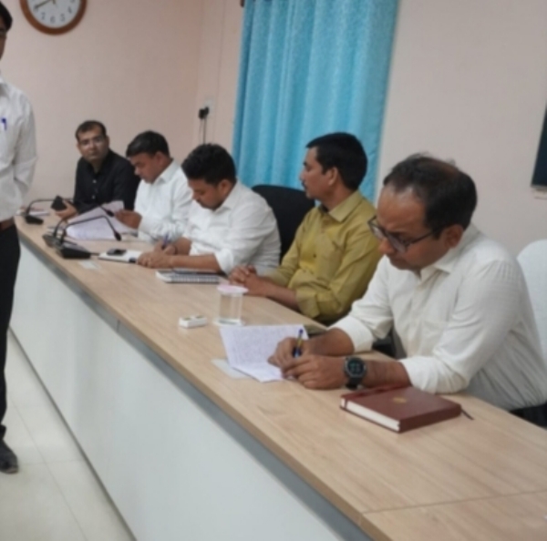 मामला निबटाये डीएम