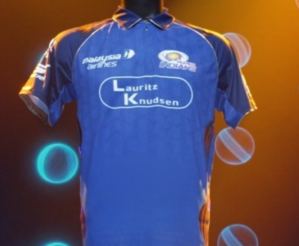 मुंबई इंडियंस की नई जर्सी