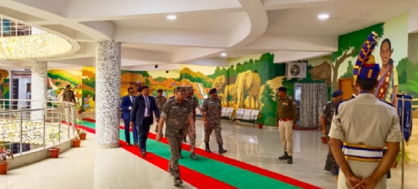 सीआरपीएफ) के महानिदेशक ज्ञानेंद्र प्रताप सिंह