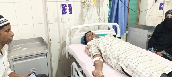 जुमे की नमाज के दौरान मस्जिद की दीवार ढही