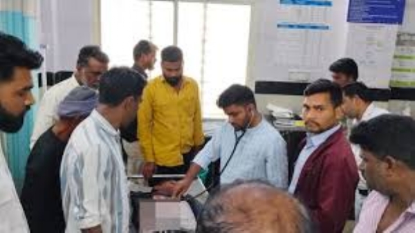 भाई-बहन की लाठी-डंडों से पीटकर हत्या