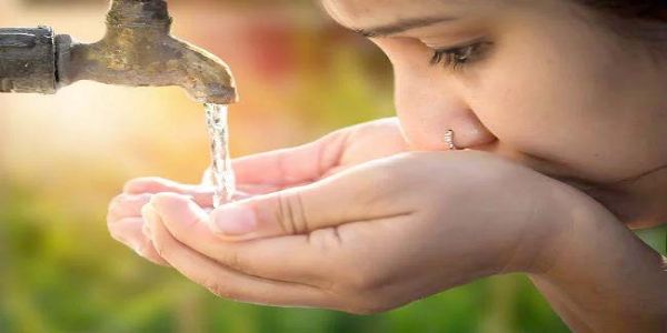 बोतलबंद पानी कितना सही, जानिए विशेषज्ञों की राय