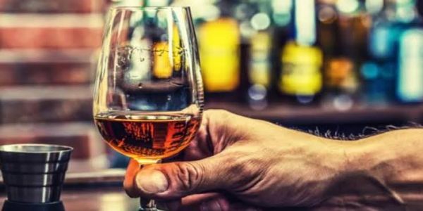 होली पर करीब 42 करोड़ की शराब बिकी