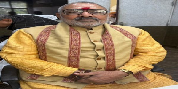 केंद्रीय वस्त्र मंत्री गिरिराज सिंह  (फाइल फाेटाे)