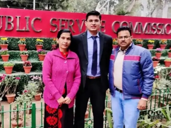 डॉ. अनुज अग्निहोत्री