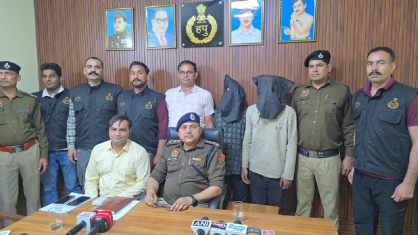 पलवल पुलिस की गिरप्त में बदमाश