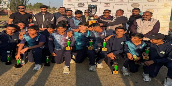 चैपियंस गार्डन ने फ्रेंड्स इलेवन को छह विकेट से हराया