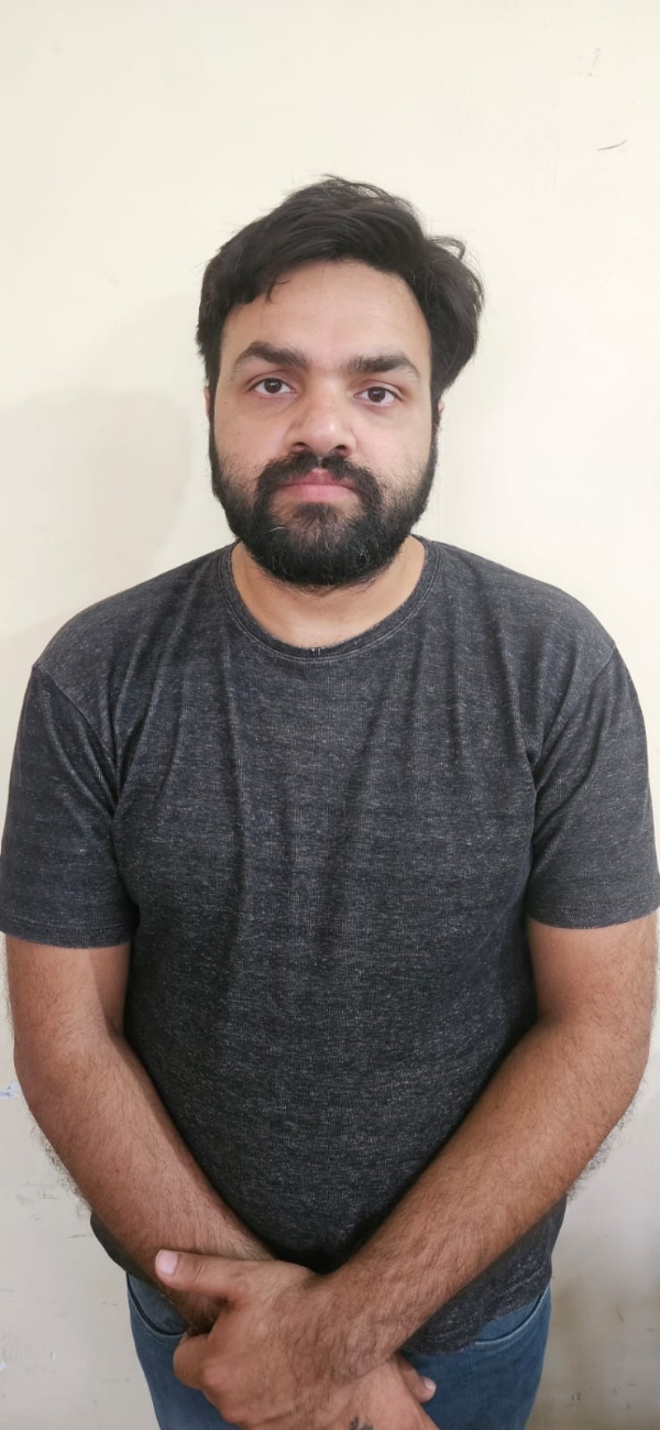 गिरफ्तार किया गया आरोपित