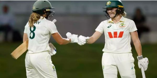 सदरलैंड और एलिस पेरी