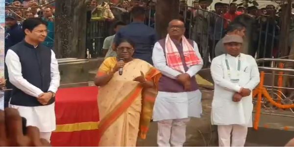 संताल सम्मेलन में राष्ट्रपति द्रौपदी मुर्मू