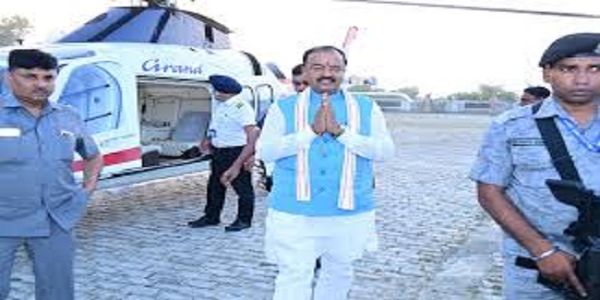 उपमुख्यमंत्री केशव मौर्य के हेलीकॉप्टर में आई तकनीकी खराबी, अमौसी एयरपोर्ट पर कराई गई इमरजेंसी लैंडिग