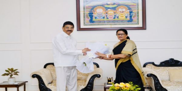 ओडिशा की उपमुख्यमंत्री ने राज्यपाल से की मुलाकात, राज्य के विकास पर हुई चर्चा