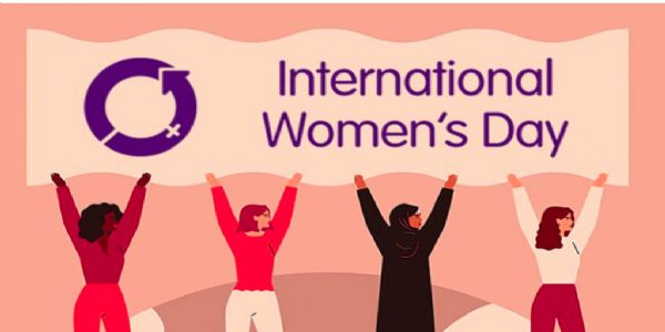 महिलाएं त्याग, संघर्ष और सफलता का आधार