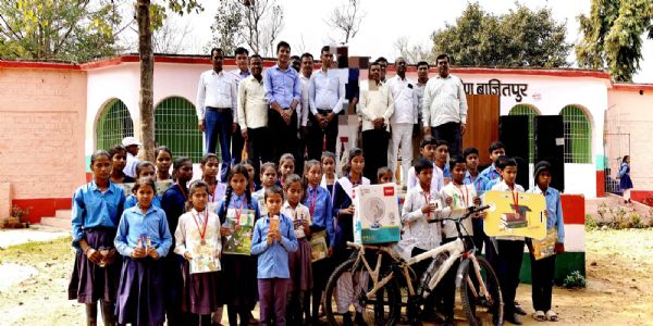 बाल महासंग्राम क्विज प्रतियोगिता के विजेताओं को किया गया पुरस्कृत