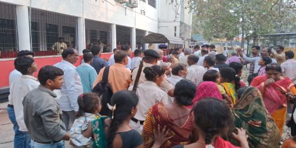 मुजफ्फरपुर: 35 साल बाद मिला इंसाफ, बहन को पेड़ से बांधकर भाई की हत्या करने वाले 5 दोषियों को उम्रकैद