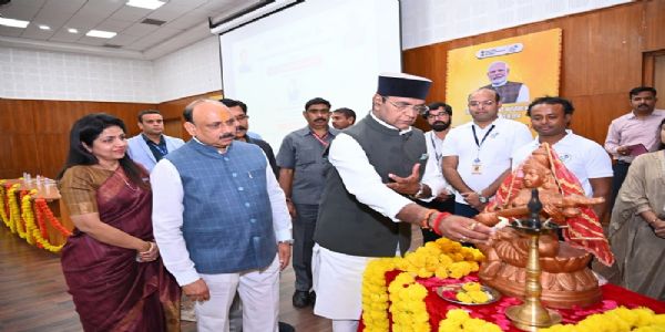 स्वस्थ और सशक्त समाज के निर्माण के लिए मजबूत स्वास्थ्य व्यवस्था आवश्यक: मंत्री सारंग