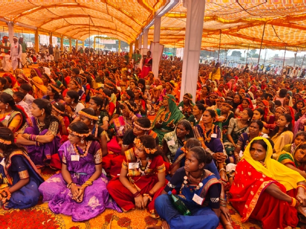 उपस्थित गोंडवाना समाज के लोग