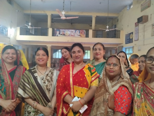 फोटो-अखिल भारतीय ब्राम्हण एकता परिषद की जिलाध्यक्ष दीपा तिवारी