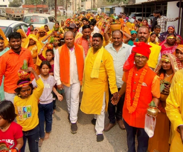 चामुंडा माता मंदिर से निकली भव्य कलश यात्रा