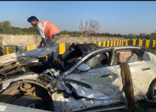 बीएमडब्ल्यू कार पलटने से शकुन ग्रुप के एमडी वल्लभ माहेश्वरी की मौत