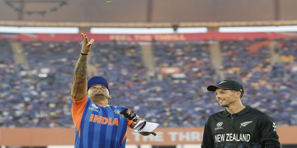 टी-20 विश्व कप फाइनल में न्यूजीलैंड ने जीता टॉस, भारत करेगा पहले बल्लेबाजी