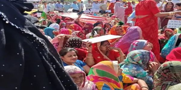 घर बचाने सड़क पर उतरे लोग: सांगानेर–बगरू में शांति मार्च