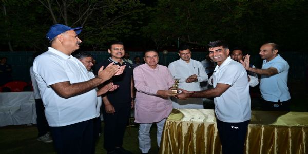 विधानसभा कर्मचारी एकादश को हरा आईएएस एकादश पहुँची फाइनल में