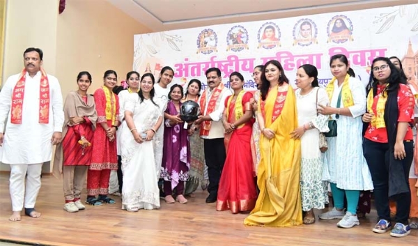 मैं भारत हूं” थीम पर भव्य बाइक-स्कूटी रैली का आयोजन