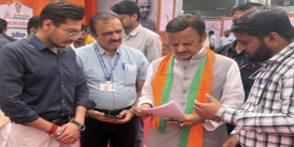 जबलपुर : जूनियर डॉक्टरों की हड़ताल सरकार के आश्वासन के बाद 16 मार्च तक स्थगित