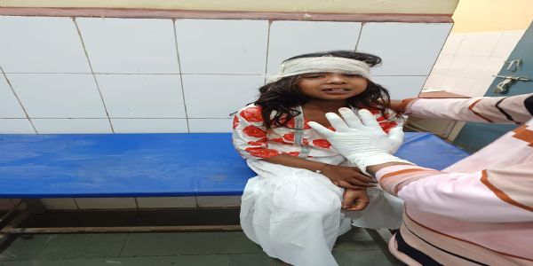 सड़क दुर्घटना में तीन की मौत, चार घायल