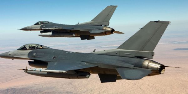 लड़ाकू विमान (फाइल फाेटाे)