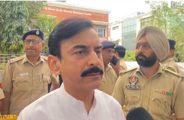 पंजाब भाजपा प्रवक्ता विनीत जाेशी जानकारी देते हुए पंजाब भाजपा प्रवक्ता विनीत जाेशी जानकारी देते हुए