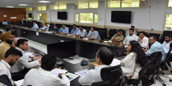 कैथल: मानसून से पहले बाढ़ सुरक्षा को लेकर पुख्ता प्रबंध सुनिश्चित करें अधिकारी : डीसी अपराजिता